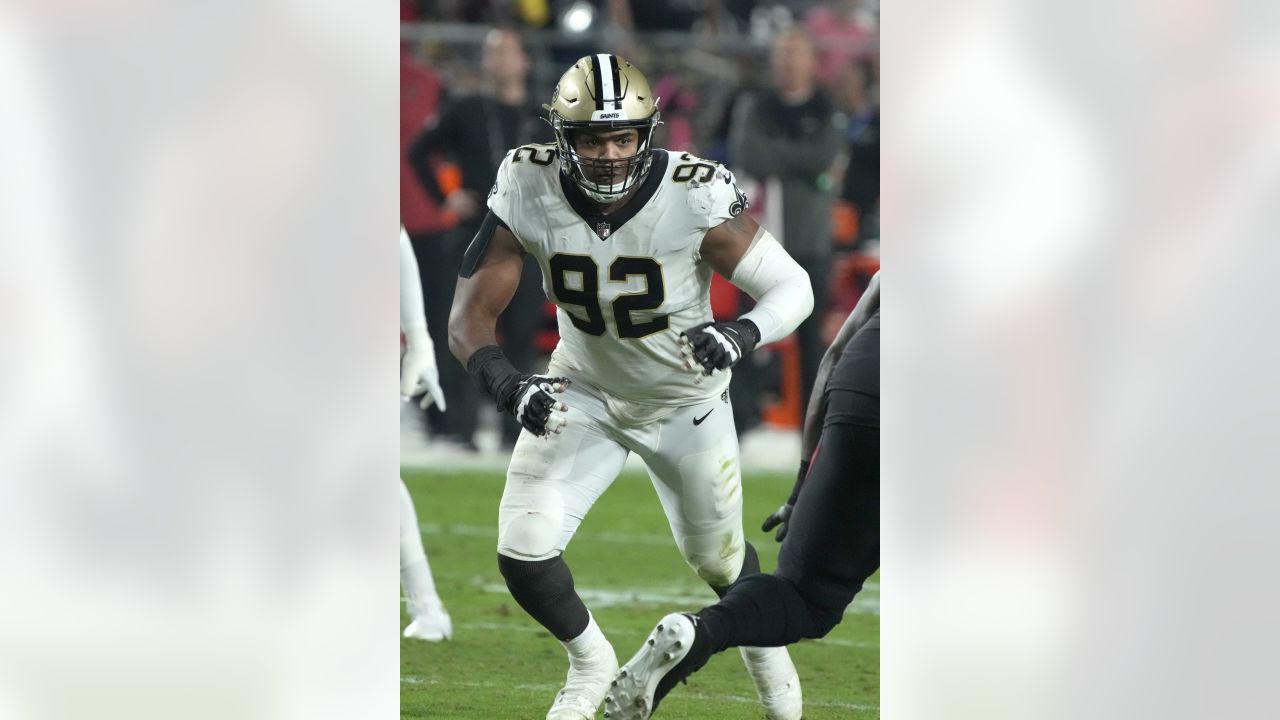 What Are the Vikings Getting With Marcus Davenport? - Zone Coverage