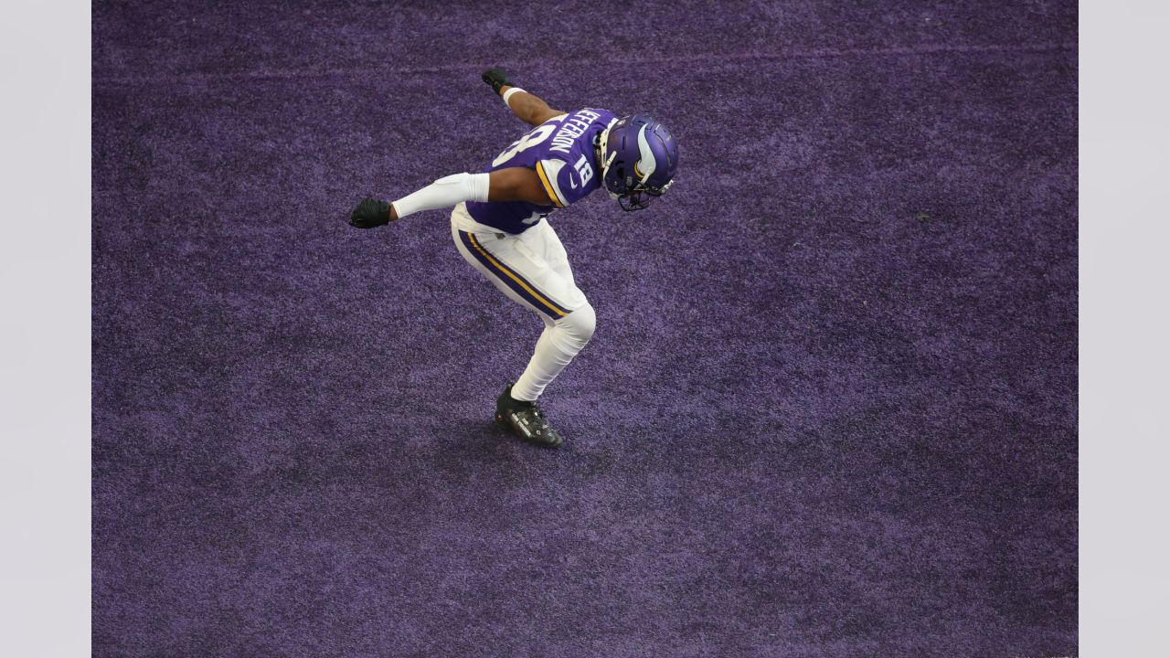 Justin Jefferson Minnesota Vikings Unsigned Makes A Clutch Catch vs. Buffalo Bills Photograph