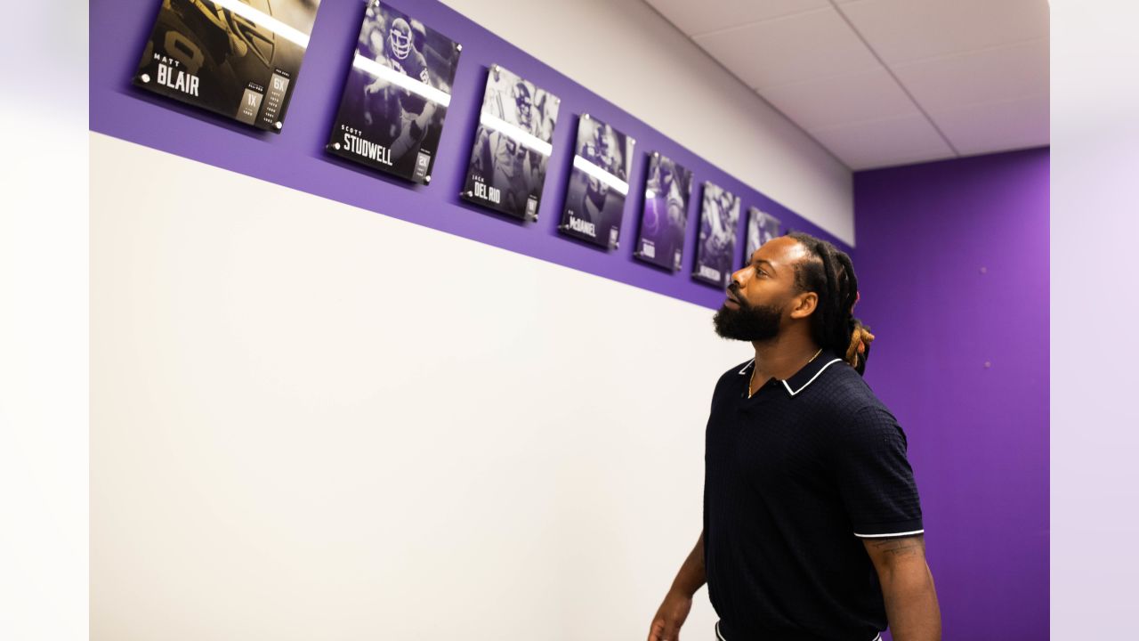 The Za'Darius Smith saga ends with him wearing the wrong purple - Baltimore  Beatdown