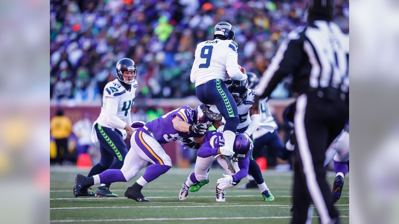 PHOTOS: Seahawks-Vikings Freezing Playoff Game