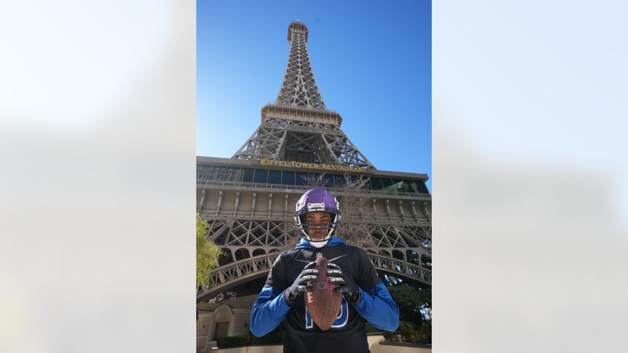 Justin Jefferson makes a one-handed catch for the NFL Skills Challenge,  Best Catch at the Paris Hotel and Casino, Wednesday, Feb. 1, 2023, in Las  Vegas. (Doug Benc/AP Images for the NFL