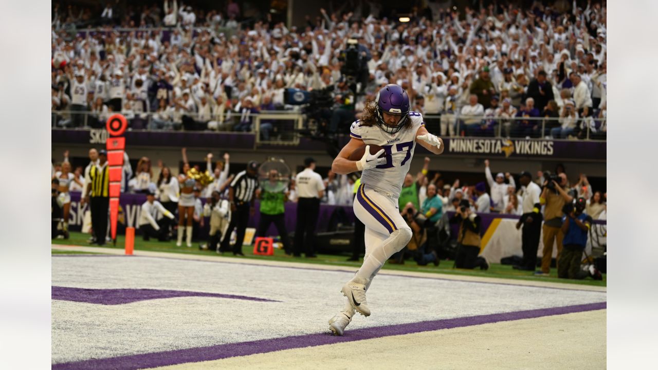 Minnesota Vikings season ends as it began with a limpid loss in a cavernous  stadium without fans