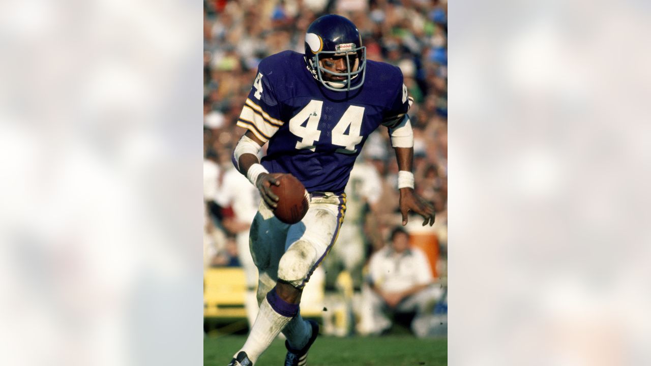 Vikings reveal new uniforms that are throwbacks to the 1960s and '70s