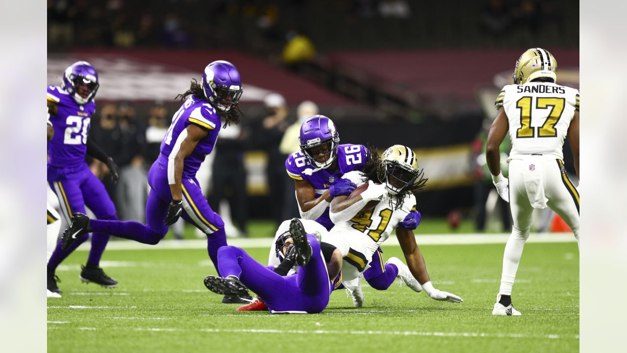 Minnesota Vikings upset New Orleans Saints in overtime in NFC wild