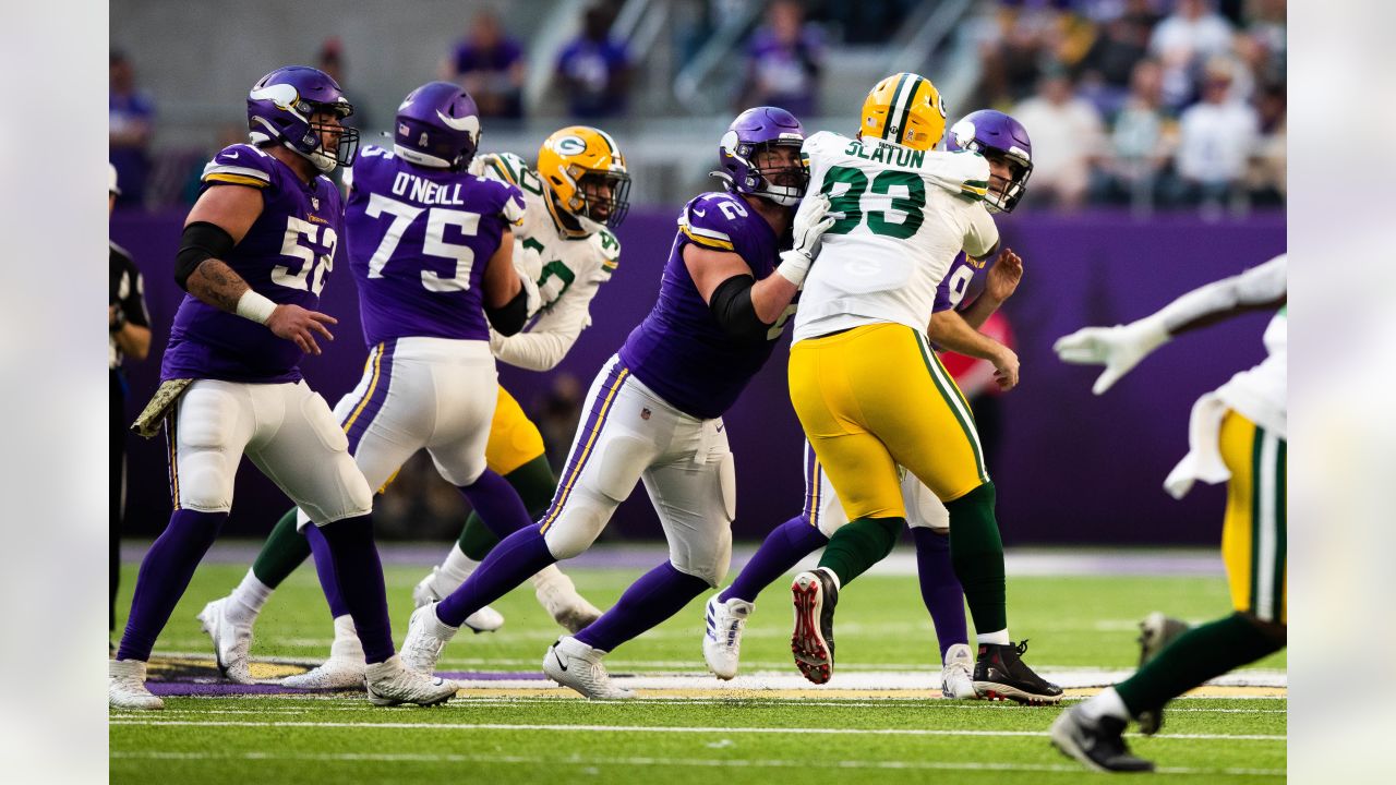 Vikings guard Kyle Hinton makes NFL debut at Green Bay – Twin Cities