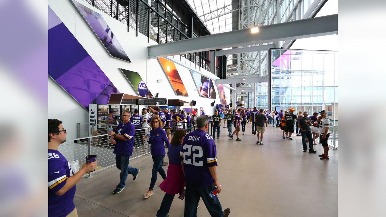 Top 50 Photos of Gameday at U.S. Bank Stadium