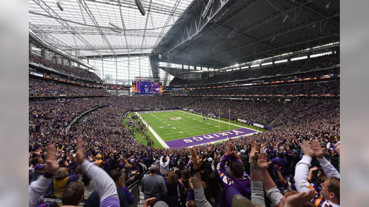 Fans cheers during the Skol Chant in U.S. Bank Stadium during the second  half of an NFL football game between the Minnesota Vikings and Chicago  Bears, Sunday, Oct. 9, 2022 in Minneapolis. (