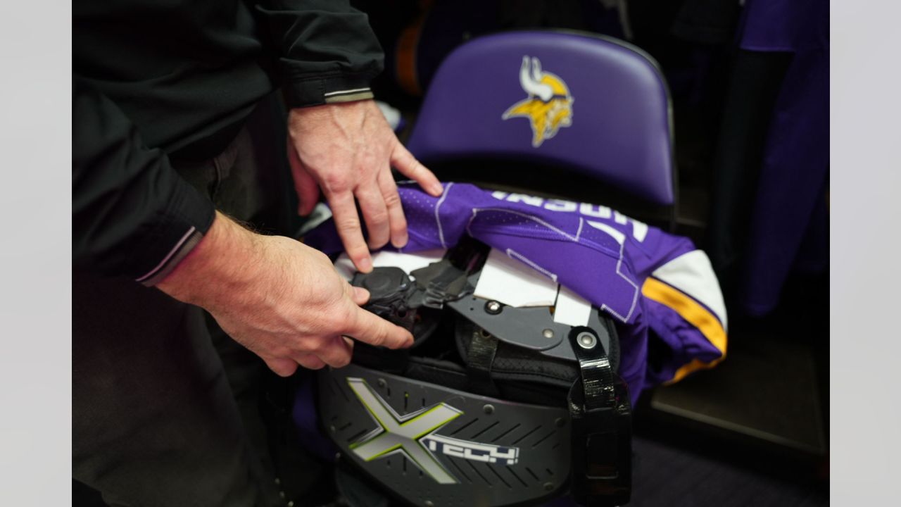 Locker Room Photos Ahead of Vikings Wild Card Matchup