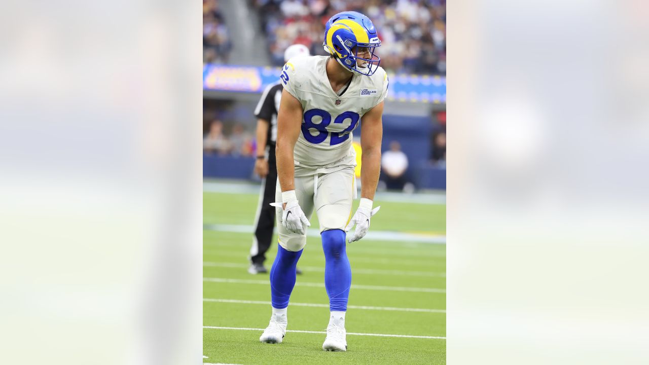 Minnesota Vikings tight end Johnny Mundt (86) looks on during an NFL  preseason football game against the Las Vegas Raiders on Aug. 14, 2022, in  Las Vegas. (AP Photo/Denis Poroy Stock Photo - Alamy