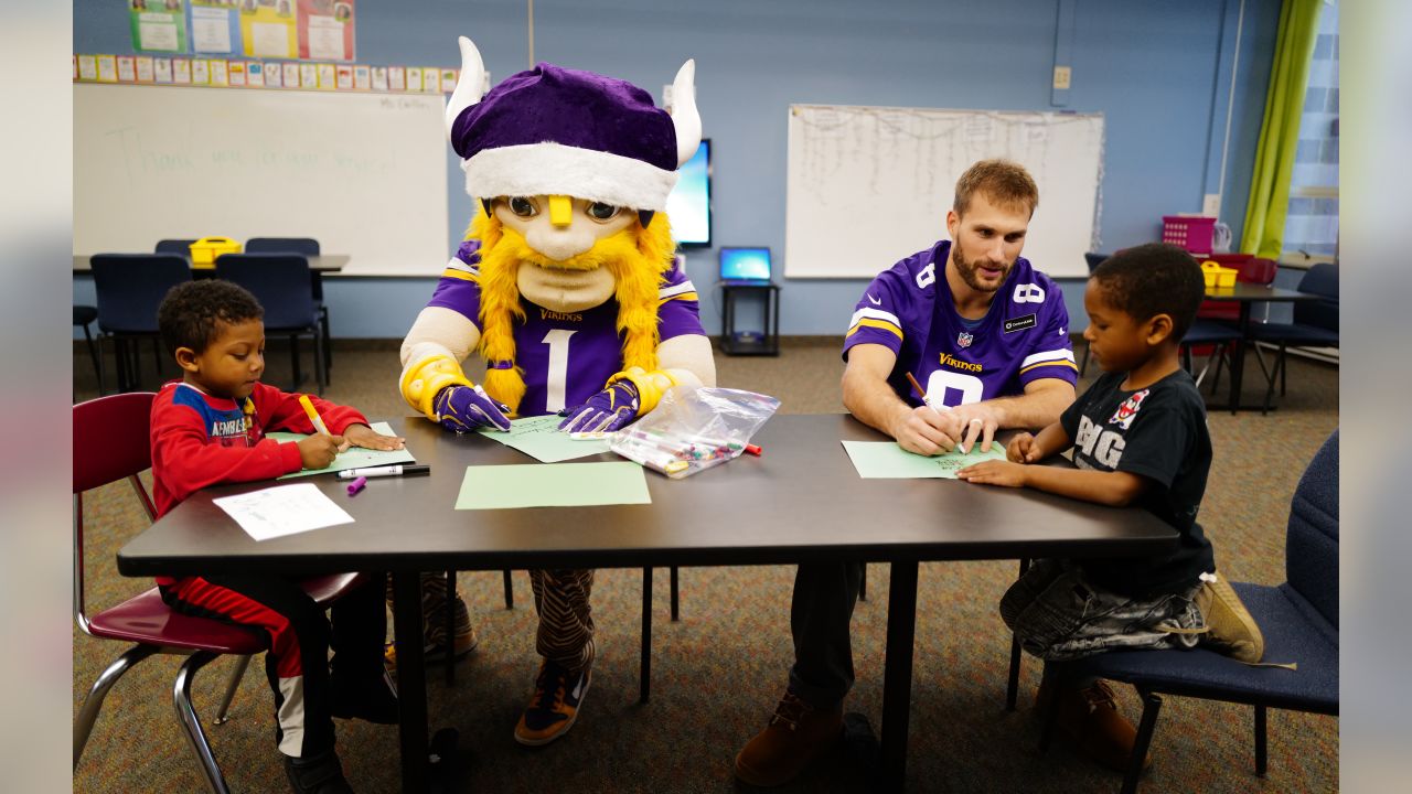 Hy-Vee Offers Kirk Cousins Cereal That's Intercepted From Your Spoon Before  You Can Take a Bite - The Nordly