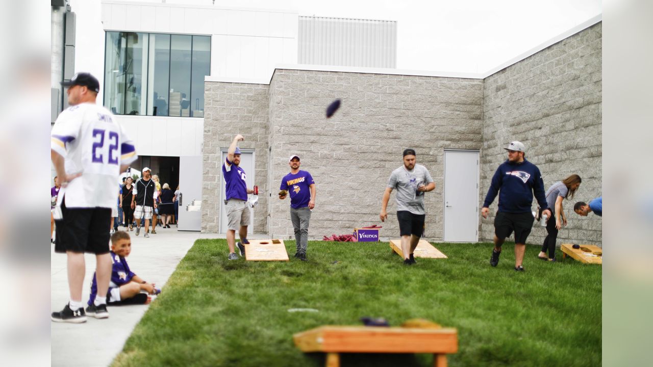 150 Of The Best Photos From The Training Camp Night Practice