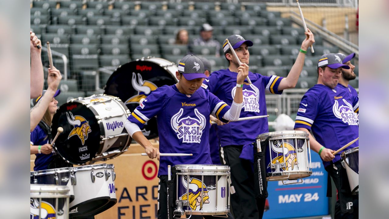 Minnesota Twins on X: It's SKOL Night at Target Field! #MNTwins #Vikings  #OneMN  / X