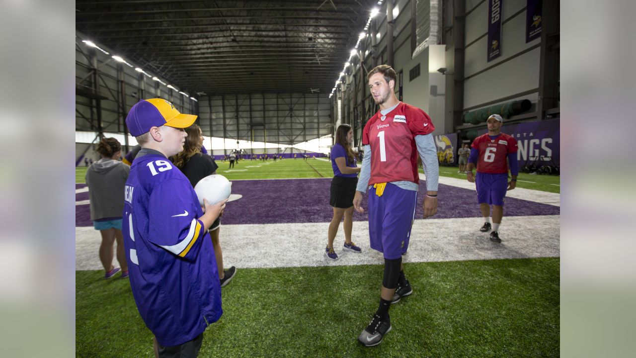 Adam Thielen Greets Minnesota Vikings Fans At Pro-Am Golf