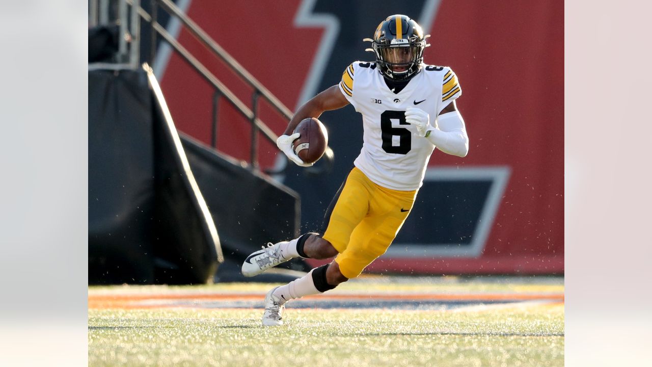 Vikings Select Iowa Wide Receiver Ihmir Smith-Marsette in Fifth Round of  2021 NFL Draft - Sports Illustrated Minnesota Vikings News, Analysis and  More