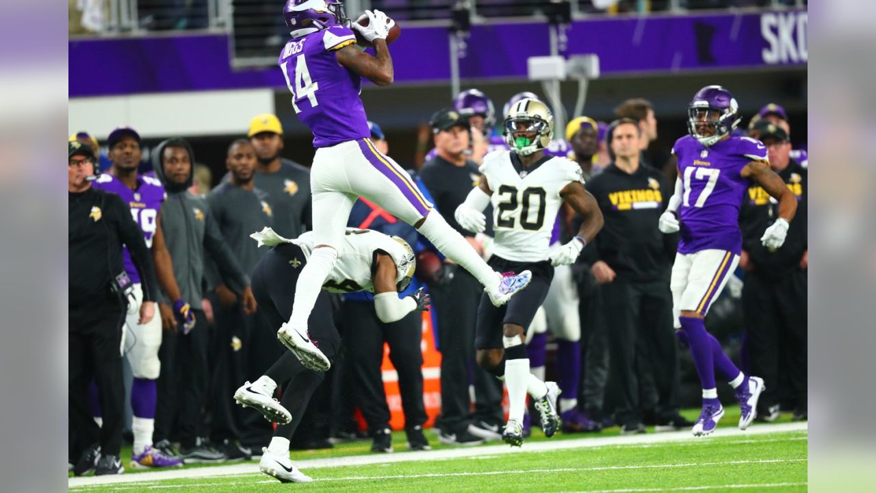 Minnesota Vikings' Stefon Diggs in action during the International Series  NFL match at Twickenham, London Stock Photo - Alamy