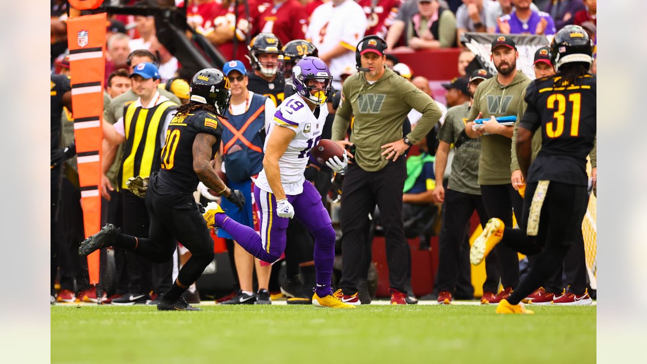 File:Washington Commanders vs. Minnesota Vikings (52498654810).jpg