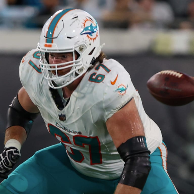 Chicago Bears acquiring OL Dan Feeney from Miami Dolphins