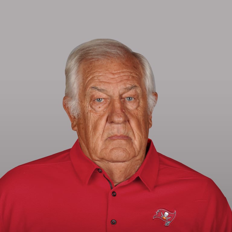 TAMPA, FL - OCTOBER 06, 2020 - Senior Offensive Assistant Tom Moore headshot. Photo By Tampa Bay Buccaneers