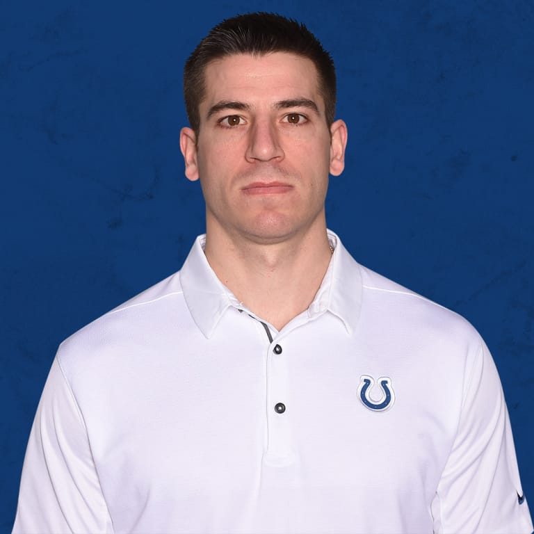 2018_Headshot_Ross