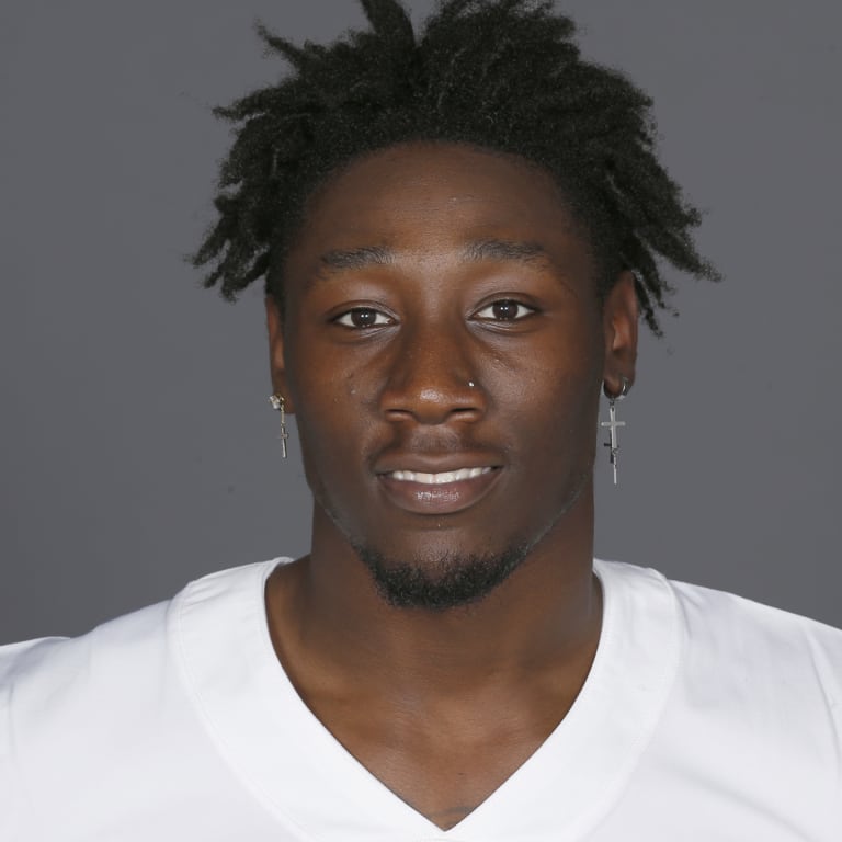 Dallas Cowboys select Texas LB DeMarvion Overshown with the No. 90