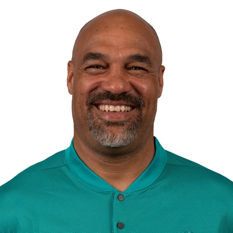 Photo: Headshot Running Backs Coach Eric Studesville