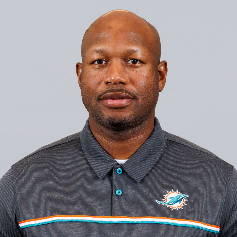 Dolphins lose front office assistant to Miami Hurricanes