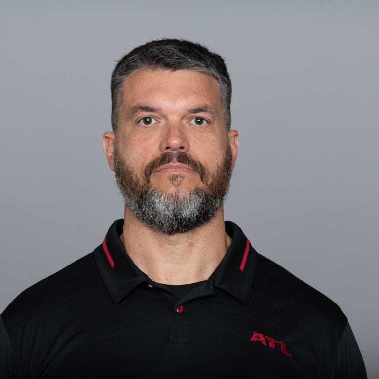 Headshot image of Atlanta Falcons Offensive Line Coach Dwayne Ledford