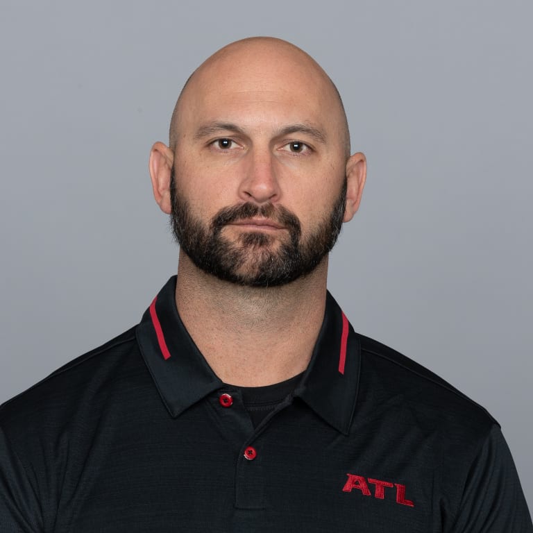 Headshot image of Atlanta Falcons Assistant Offensive Line Coach Chandler Henley