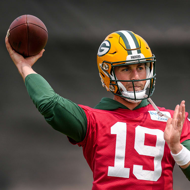 Packers narrow their backup QB competition by releasing Danny Etling