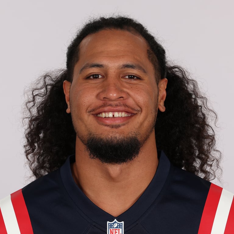 New England Patriots linebacker Jahlani Tavai (48) defends against the New  York Jets during an NFL football game Sunday, Oct. 30, 2022, in East  Rutherford, N.J. (AP Photo/Adam Hunger Stock Photo - Alamy