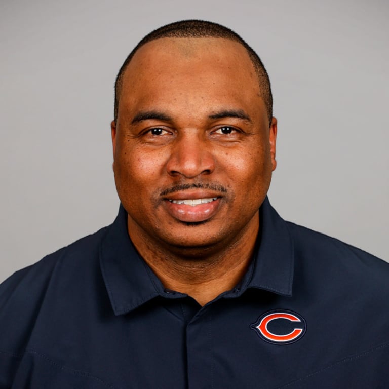 LOOK: Bears complete coaching staff for 2022 season