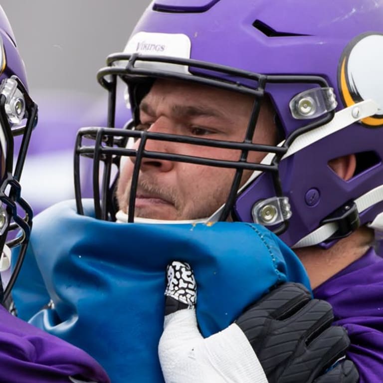 Vikings roster countdown: No. 65 Austin Schlottmann — interior depth -  Sports Illustrated Minnesota Vikings News, Analysis and More