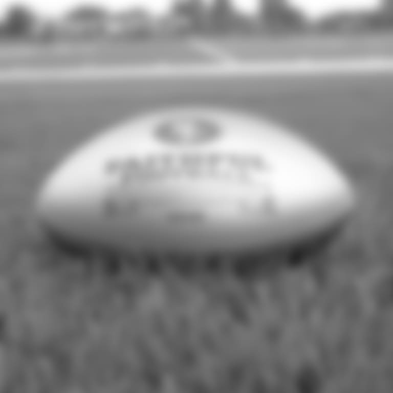 052118-faithful-football