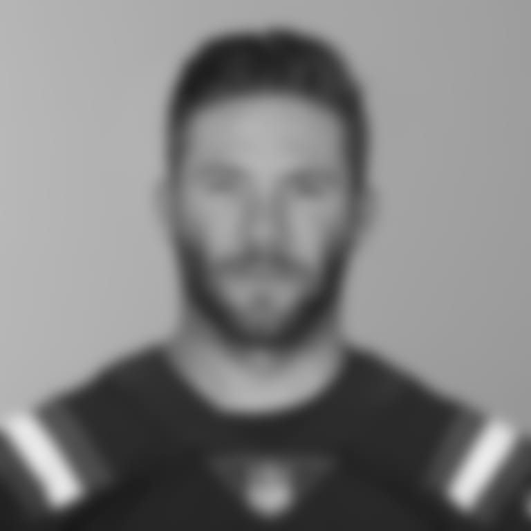 2020_headshots_edelman_recropped