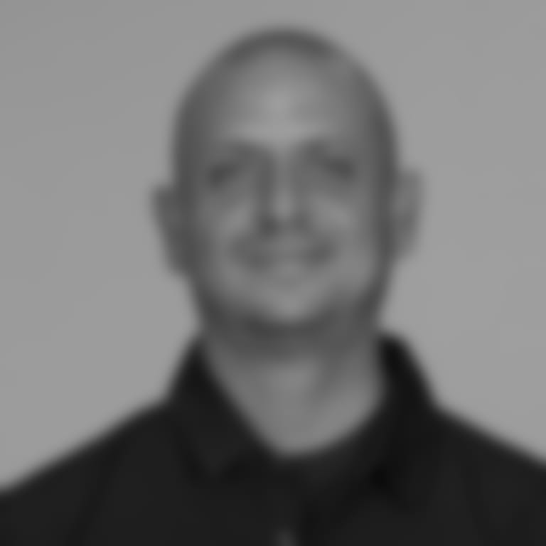 Cabrera_Moses_2021-headshot