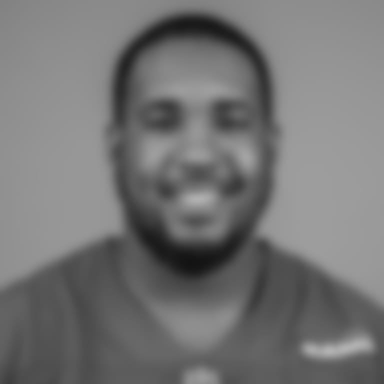 **71 - OT Bobby Evans**