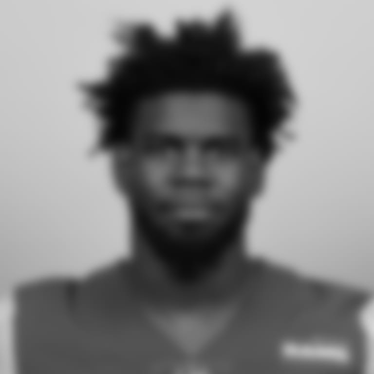 **40 - S Jairon McVea**
