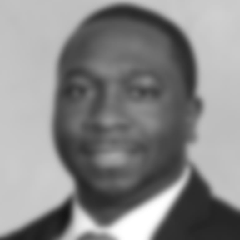 Photo-Headshot-Cory-Robinson-072319