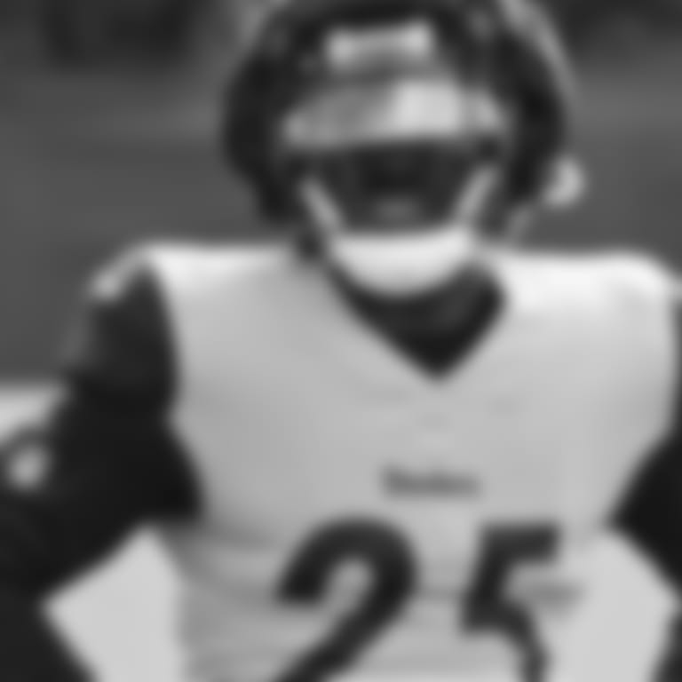 bio-action-shot_king_desmond_practice
