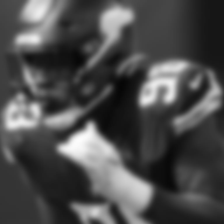 D.J.-Wonnum-action-photo-2020