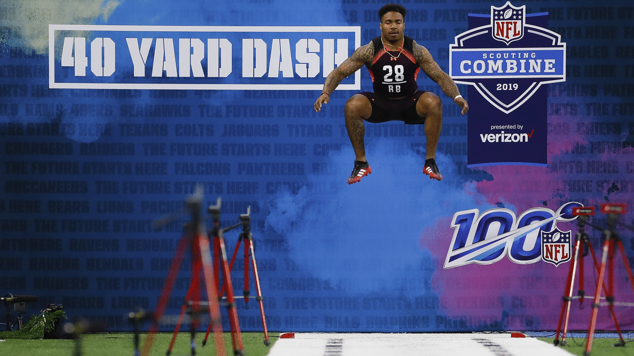 Texas A&M running back Trayveon Williams runs the 40-yard dash during the NFL football scouting combine on Friday, March 1, 2019 in Indianapolis. (Aaron M. Sprecher via AP)
