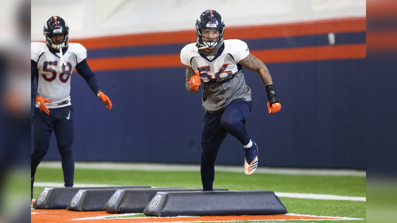 Shane Ray during practice in the Pat Bowlen Fieldhouse at UCHealth Training Center on November 7, 2018.
