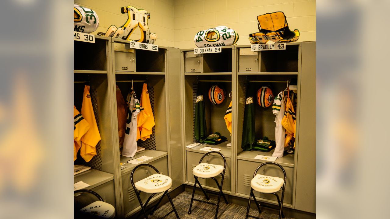 Inside The Packers' Locker Room In New Jersey