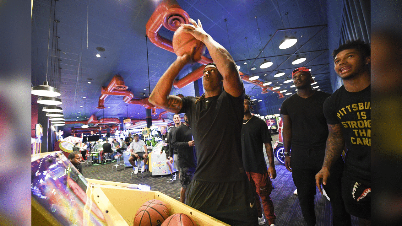 Pittsburgh Steelers players participate in the Organized Team Activity (OTA) at the UPMC Rooney Sports Complex.