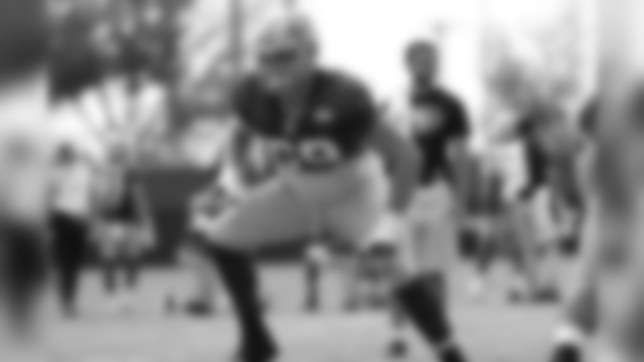 T Mike McGlinchey