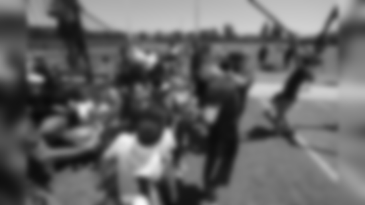 QB Jimmy Garoppolo
Day 2: 49ers PREP presented by U.S. Bank Hosted by Tight Ends