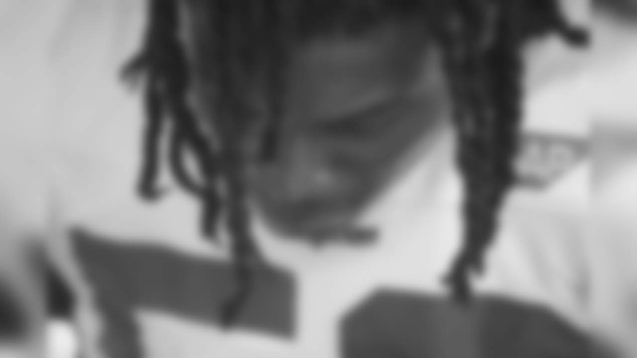 LB Reuben Foster