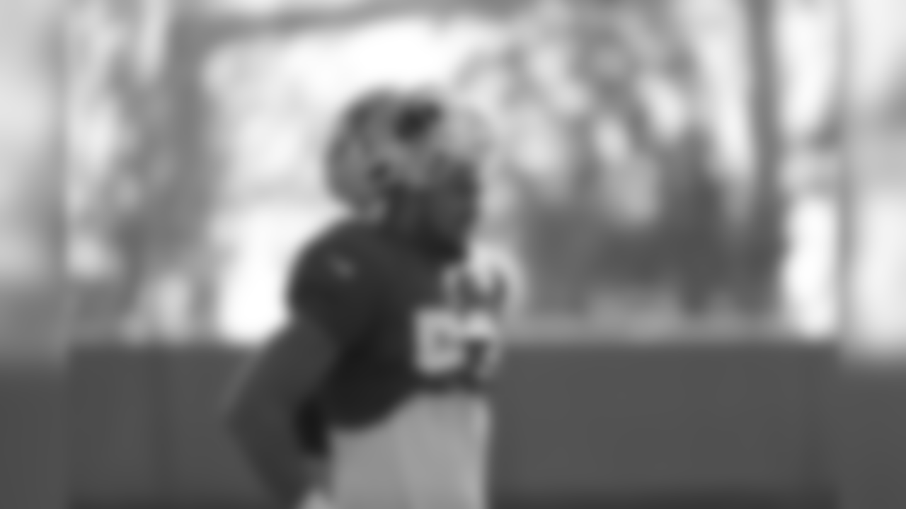 LB Mark Nzeocha