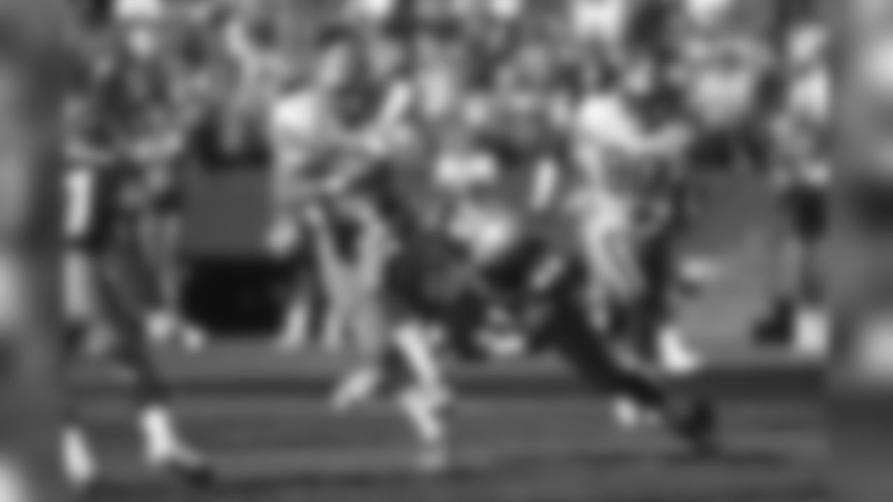 1995 -- 49ers pass-catcher Brent Jones.
