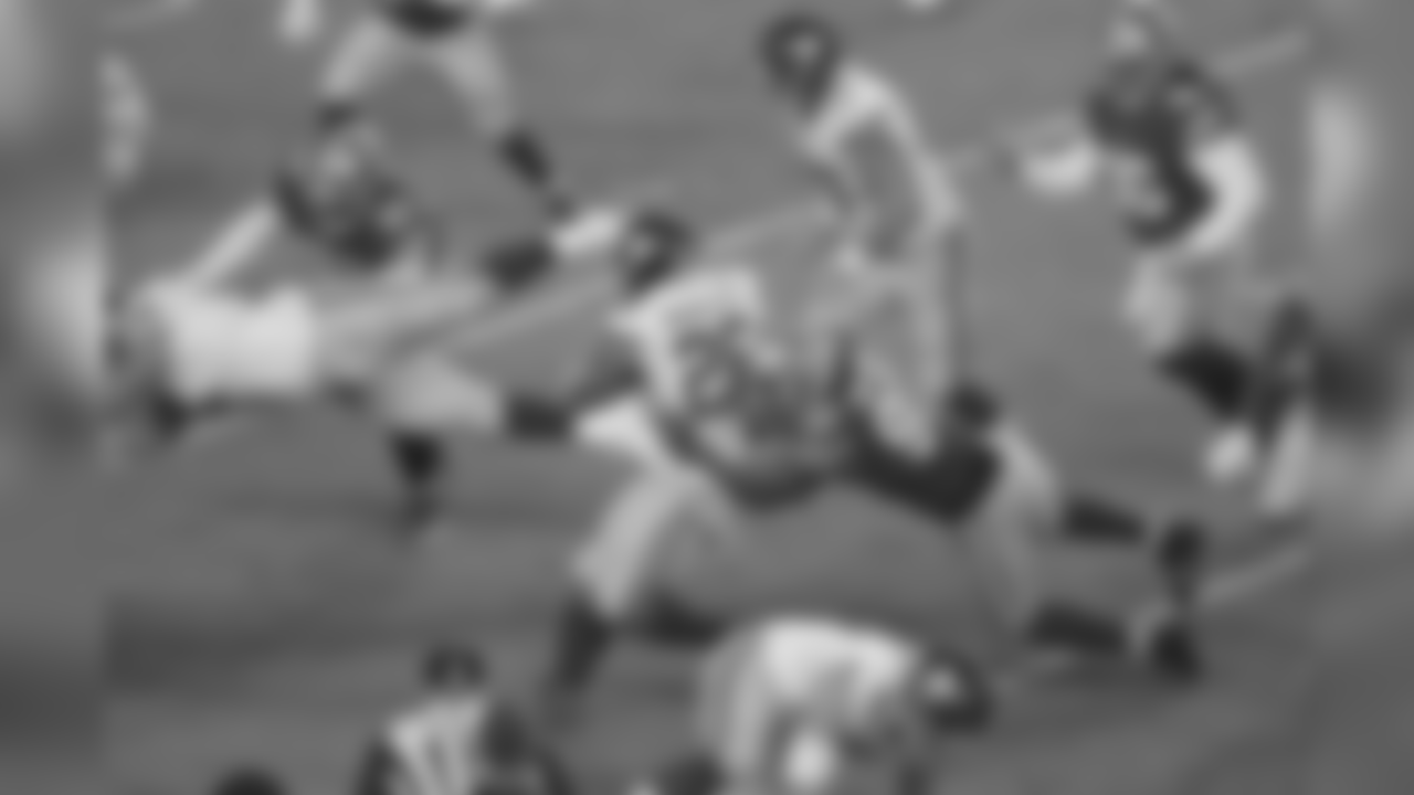 LB Dekoda Watson
